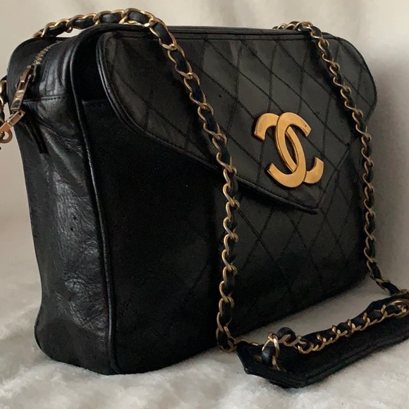 CHANEL Quilted Calfskin Jumbo Camera Case Flap Bag - Picture 4 of 15